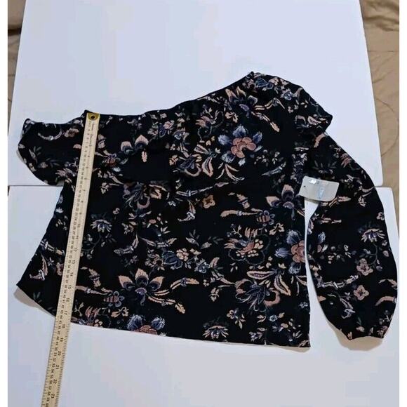 Belle Sky Women's Small One Shoulder Lined Black Floral Ruffle Blouse Top NWT - Picture 8 of 9